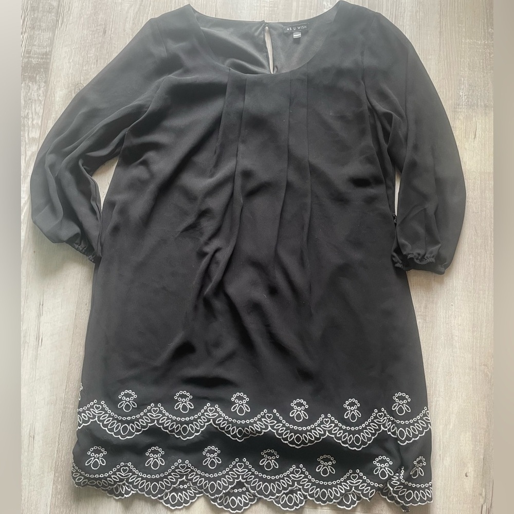 AS U Wish Size L black Embroidered Hem Pleated Front Lined Dress - Picture 3 of 11